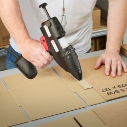 Tecbond 114 Hurtigt h�rdende emballagelim